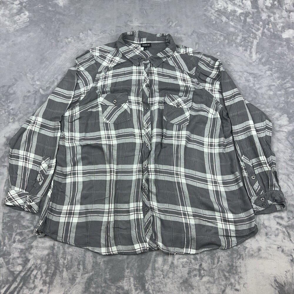 Torrid  Top Womens Size 3X Gray Green Plaid Long Sleeve Button Front Shirt